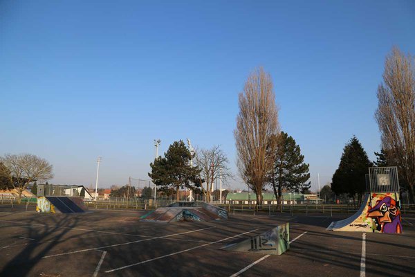 skate-park-lens.jpg